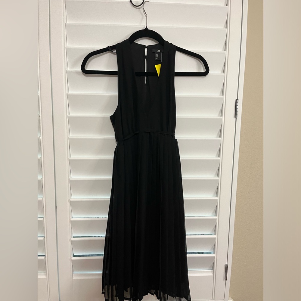 H&M Black Pleated Chiffon Dress